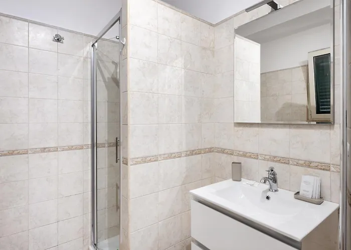 White Flat Labicana Daire