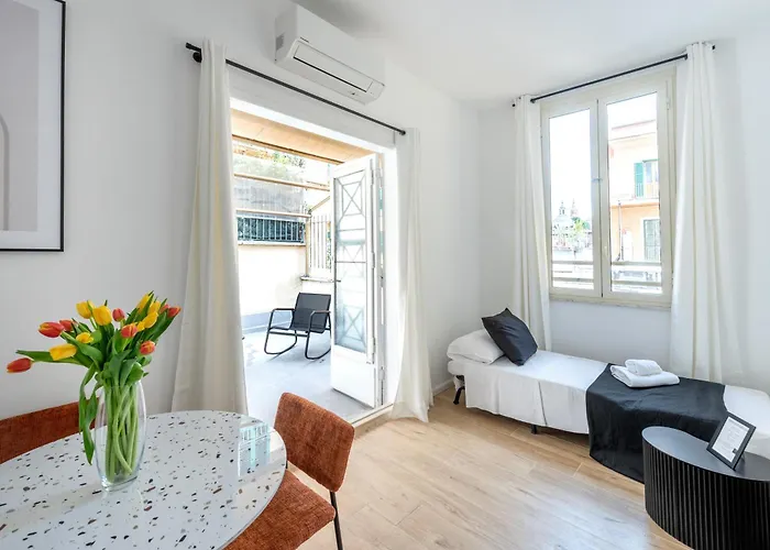 Daire White Flat Labicana