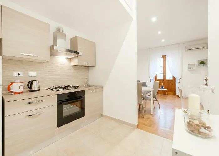 White Flat Labicana Daire *