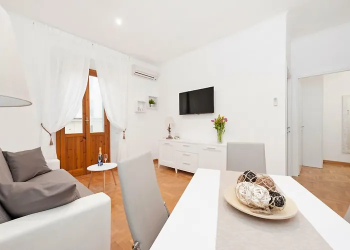 White Flat Labicana *