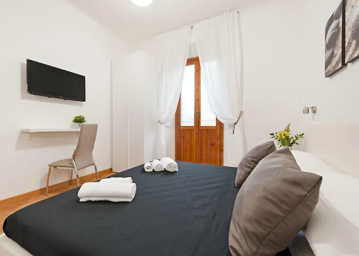 White Flat Labicana